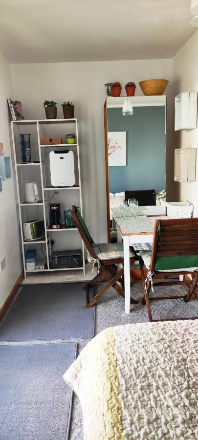 Joanna'S Studio , Key Locker By Whatsapp Own Entrance, Own Bathroom Youghal Kültér fotó